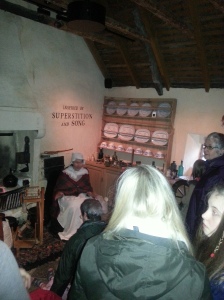 A re-enactor telling a crowd of visitors Ayrshire folk tales