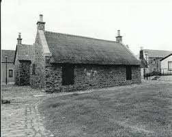 Photograph of the heckling shed at Irvine where Burns engaged in flax dressing